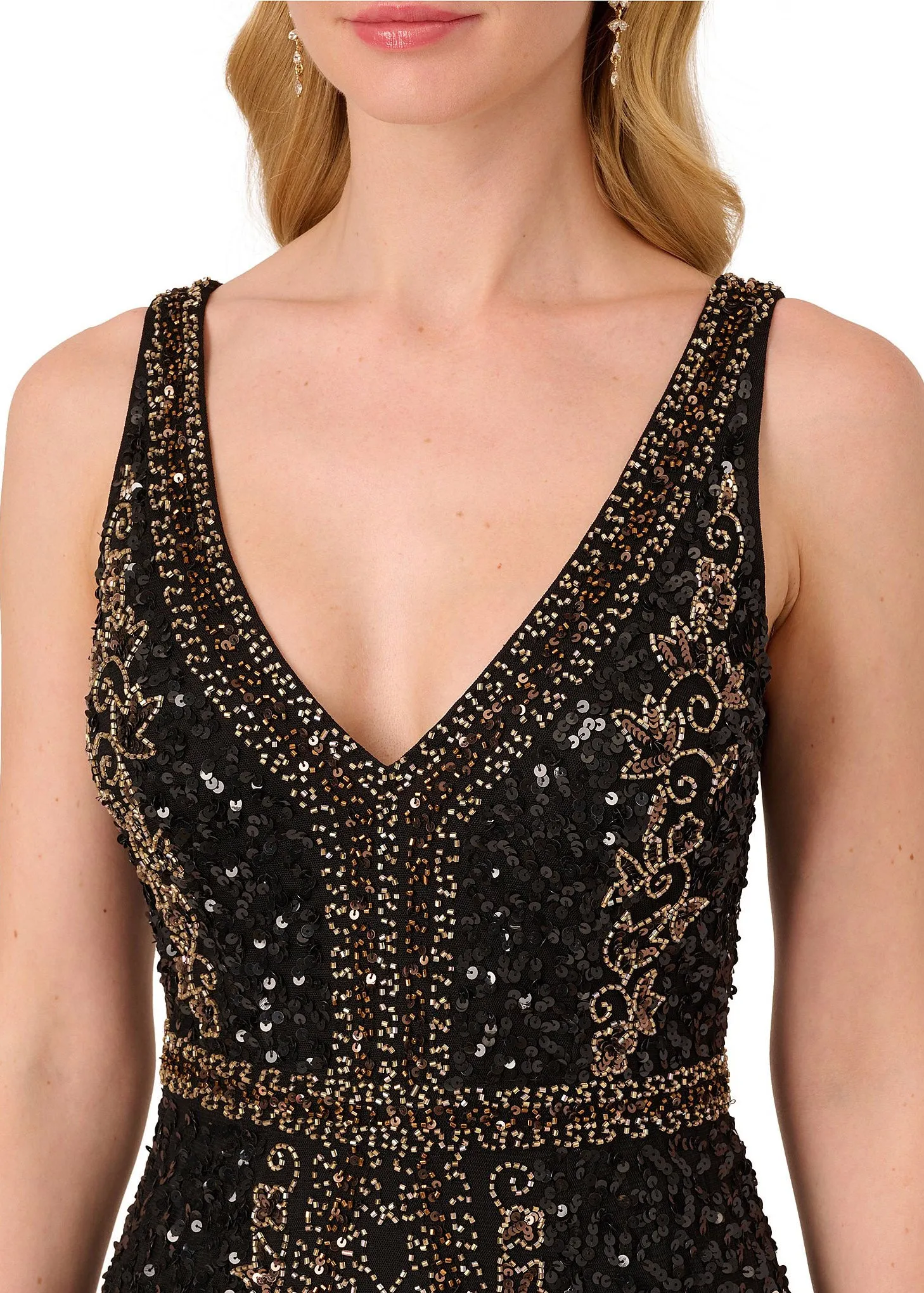 Adrianna Papell V-neck sleeveless zipper closure mermaid beaded mesh gown