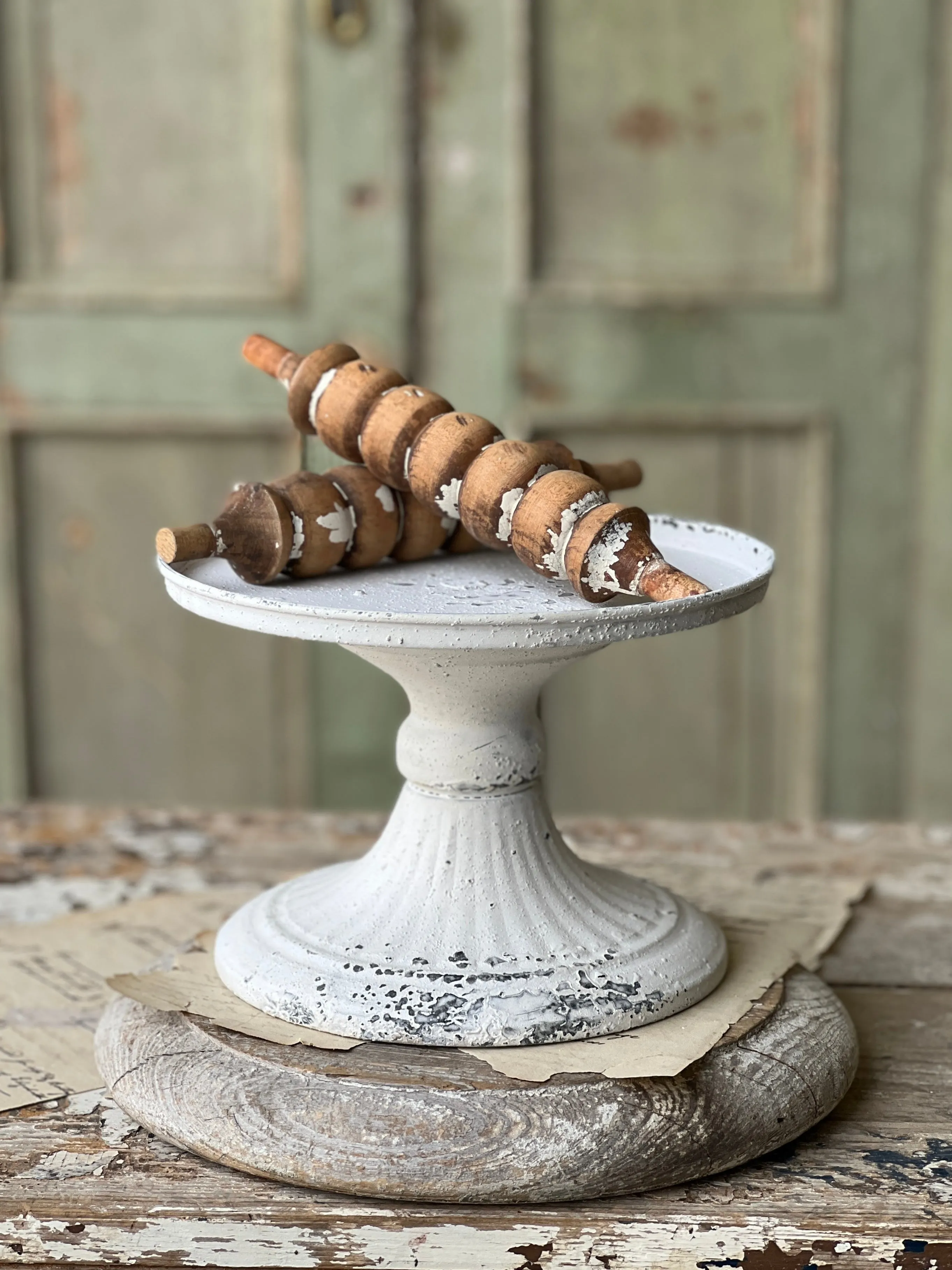 Atessa Pedestal | Cream | 8" *