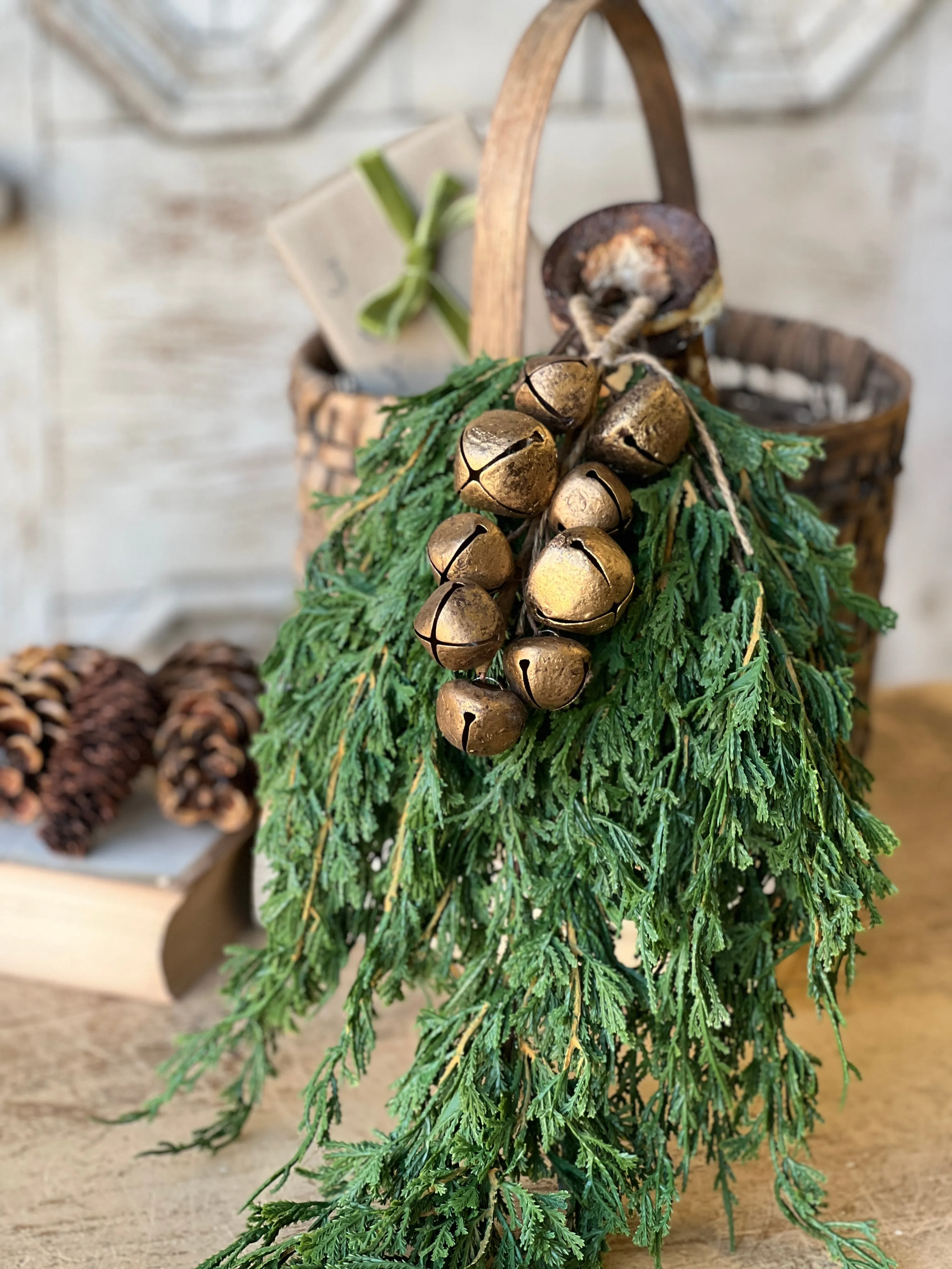 Gold Song Bell Drop | 8" | BLACK FRIDAY SALE $1.50-36  (Reg $2.45)