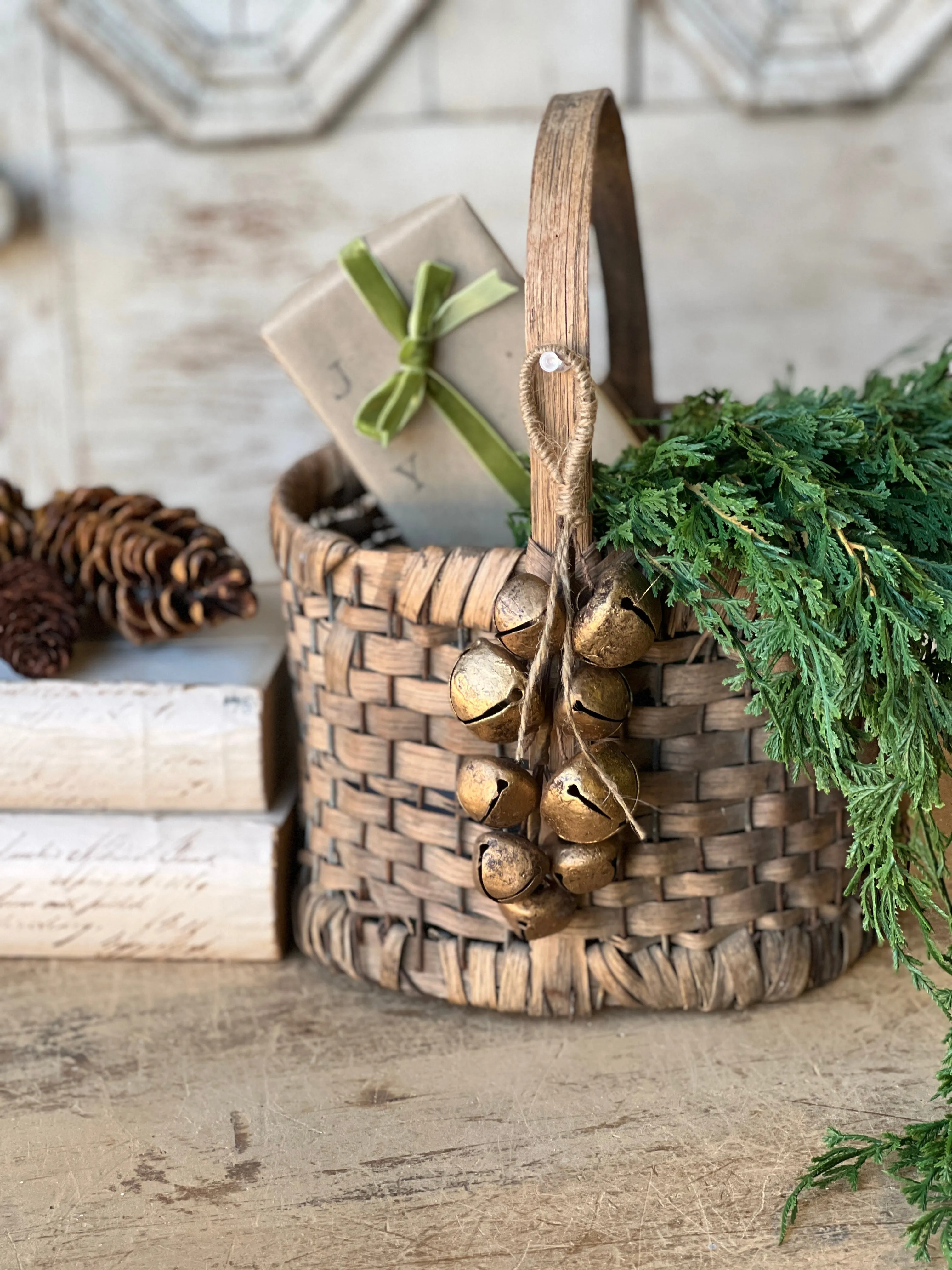 Gold Song Bell Drop | 8" | BLACK FRIDAY SALE $1.50-36  (Reg $2.45)