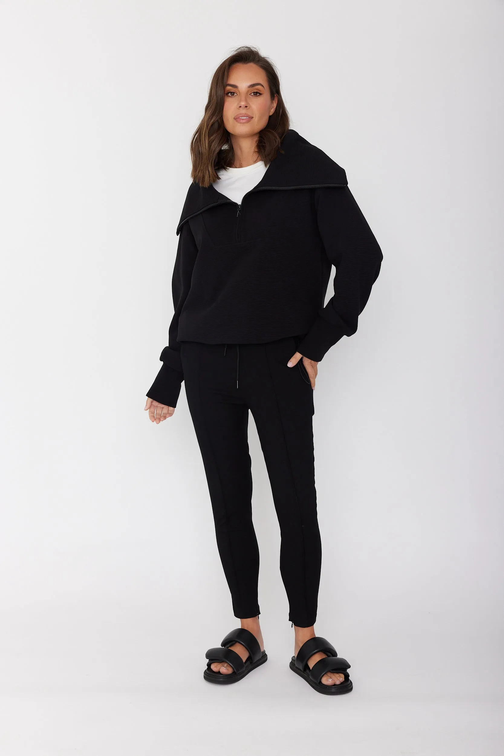 HUXEN Jumper Black