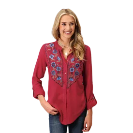 Roper Women's Rasperry Rayon Challis Red Blouse