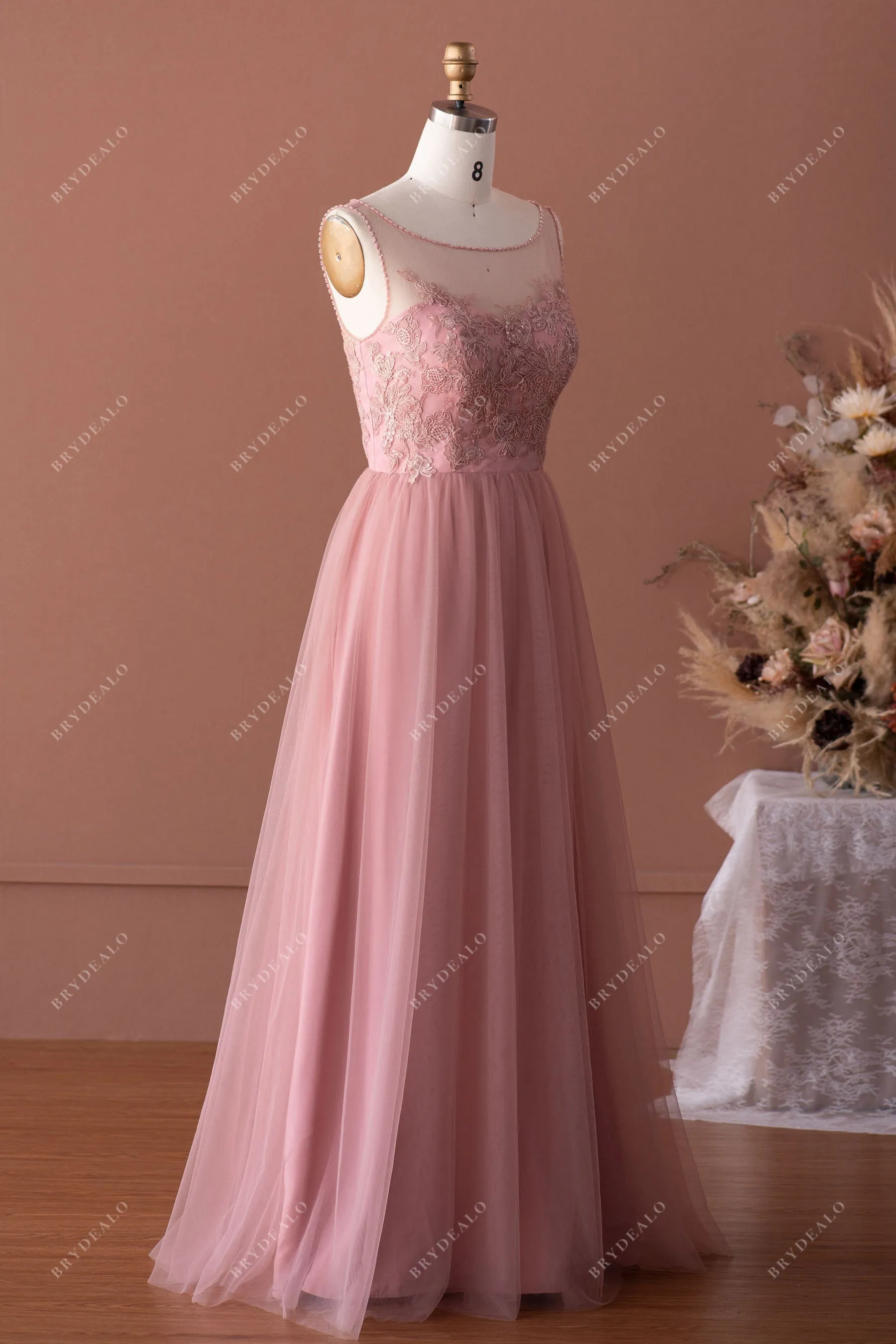 Sample Sale | Vintage Mauve Keyhole Back Lace Tulle Bridesmaid Dress