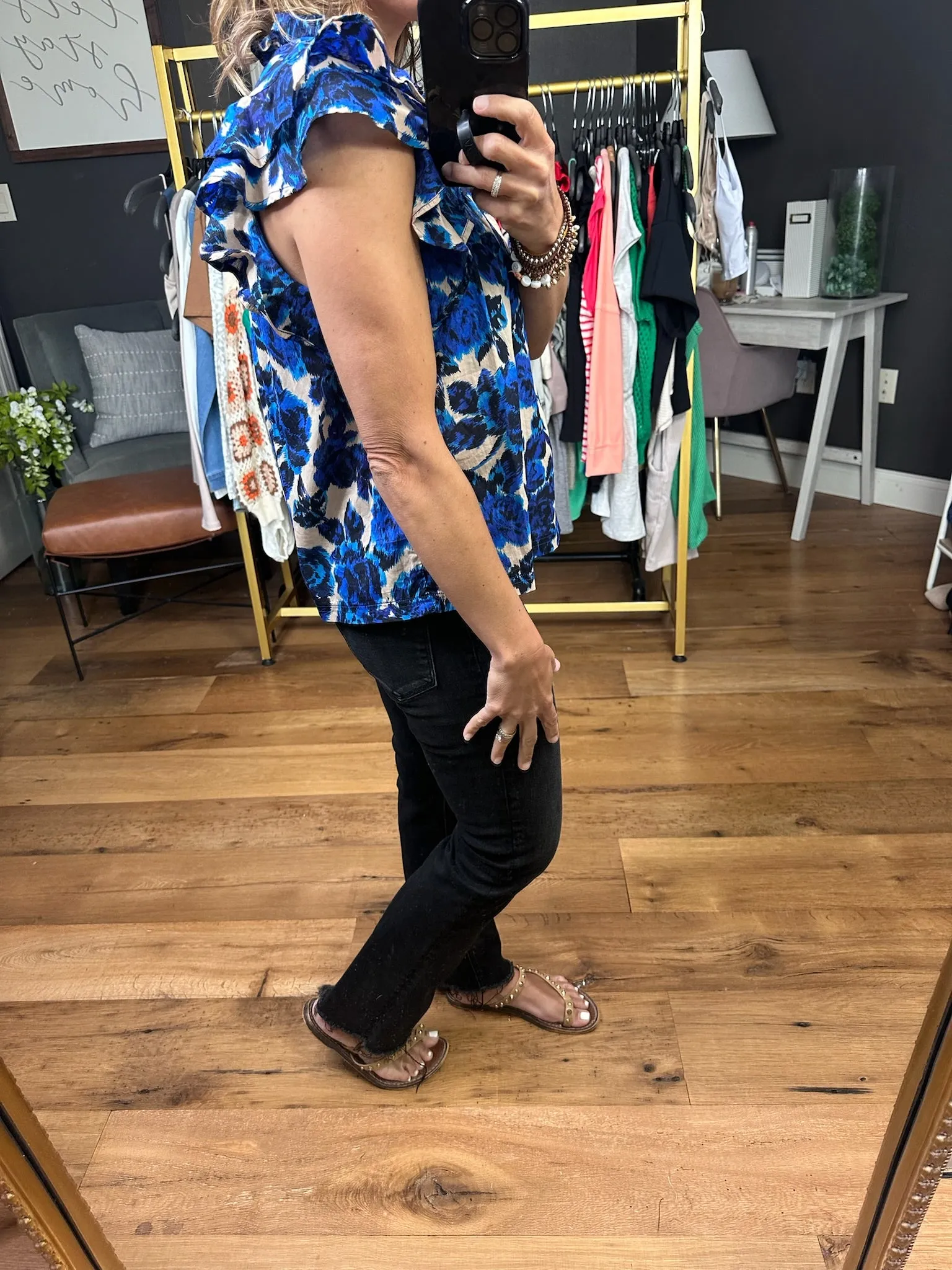 To The Point Floral Top With Ruffle Sleeve Detail - Blue