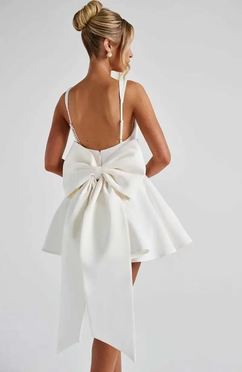 Wchecalino Short Wedding Dresses for Bride 2025 Simple Bridal Shower Dress Boho Mini Wedding Reception Gowns